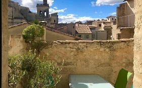 Maison de Roche - Uzès Centre historique La Fenestrelle